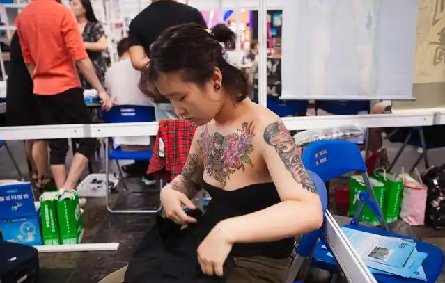 采取活跃措施经过调度水源抗旱喷防等方式竭尽全力保夏收 采取活跃措施经过调度水源抗旱喷防等方式竭尽全力保夏收